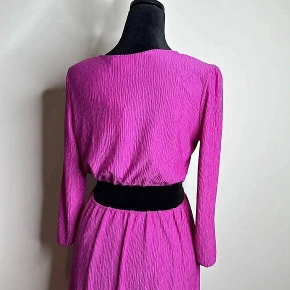Monteau Pink Dress - Picture 5 of 7